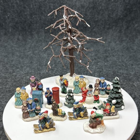 17pc Mini Christmas Village Figurines Snowman Postman Christmas Tree Mailbox + - Picture 1 of 16